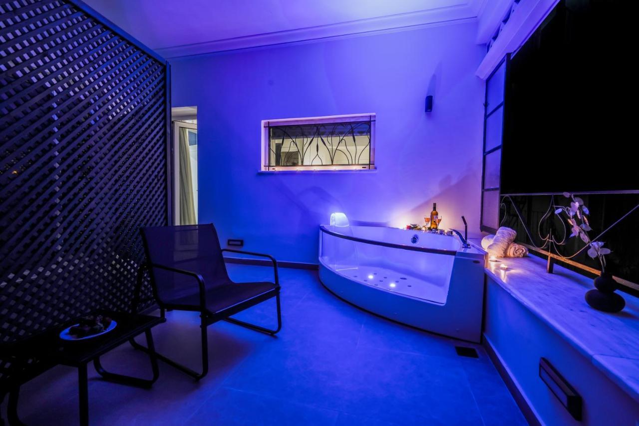 Casa Divinus Suites Athènes Extérieur photo